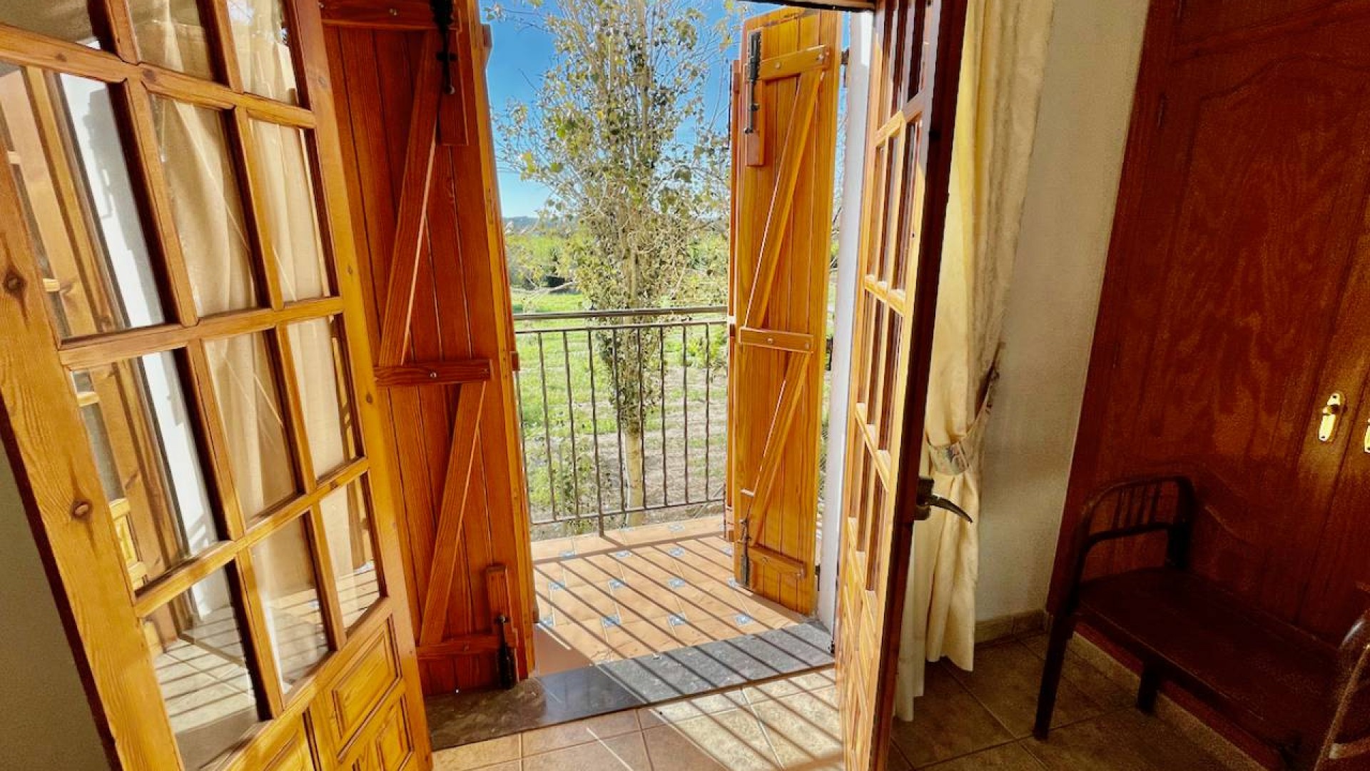 Återförsäljning - Finca lantlig egendom -
Daya Nueva