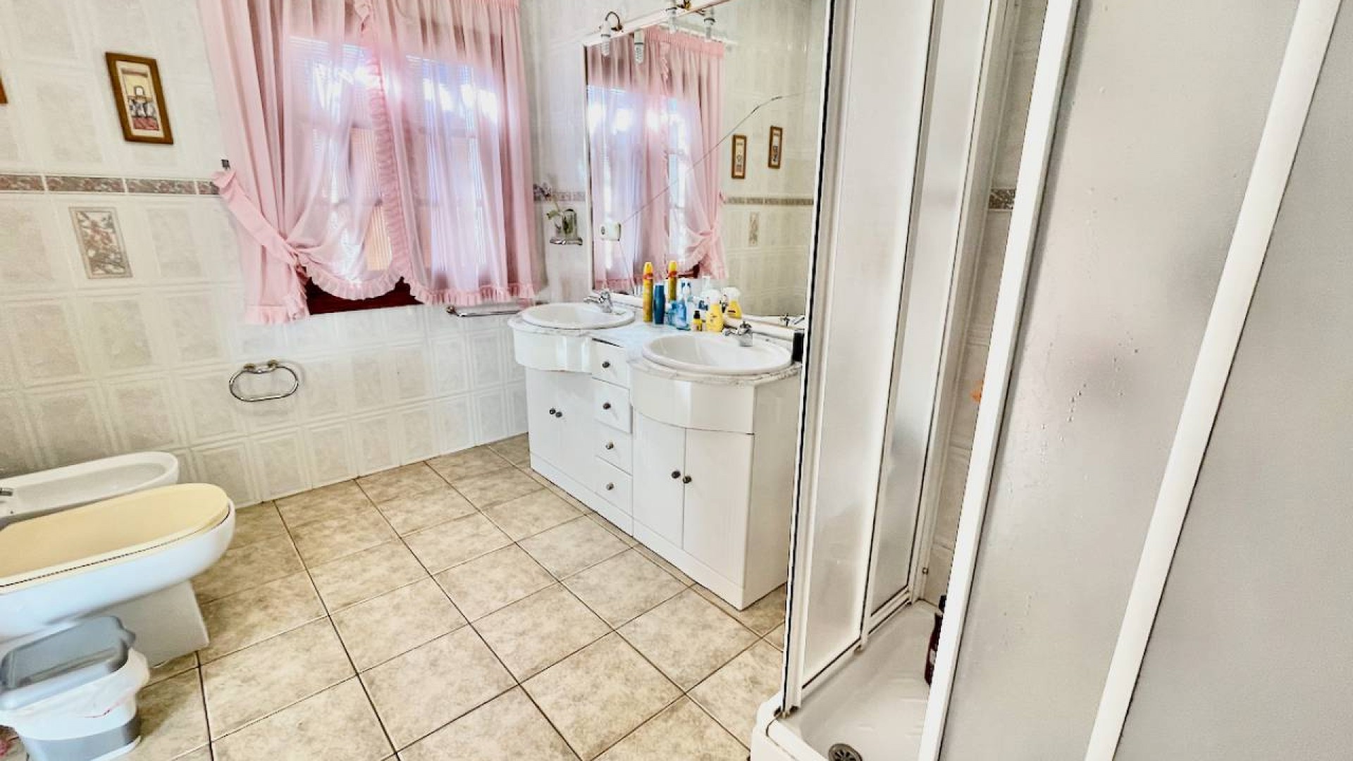 Återförsäljning - Finca lantlig egendom -
Daya Nueva