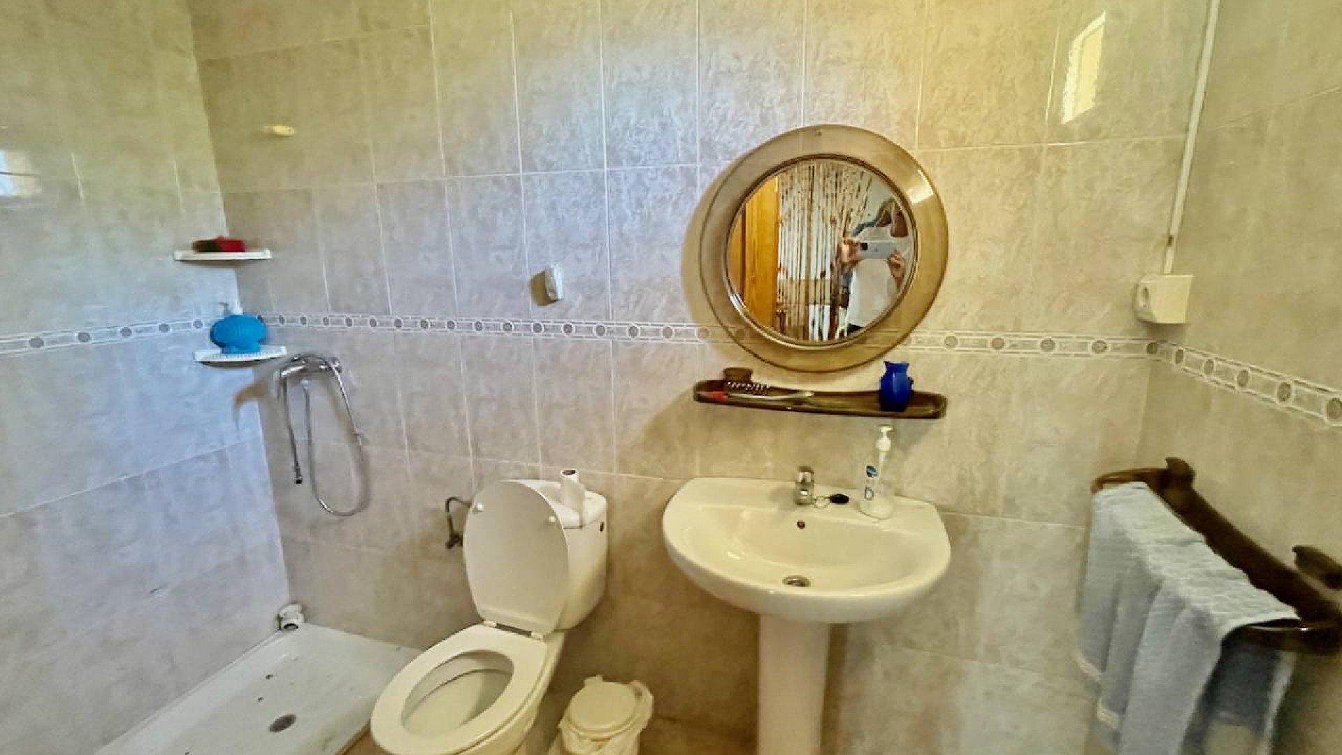 Återförsäljning - Finca lantlig egendom -
Daya Nueva