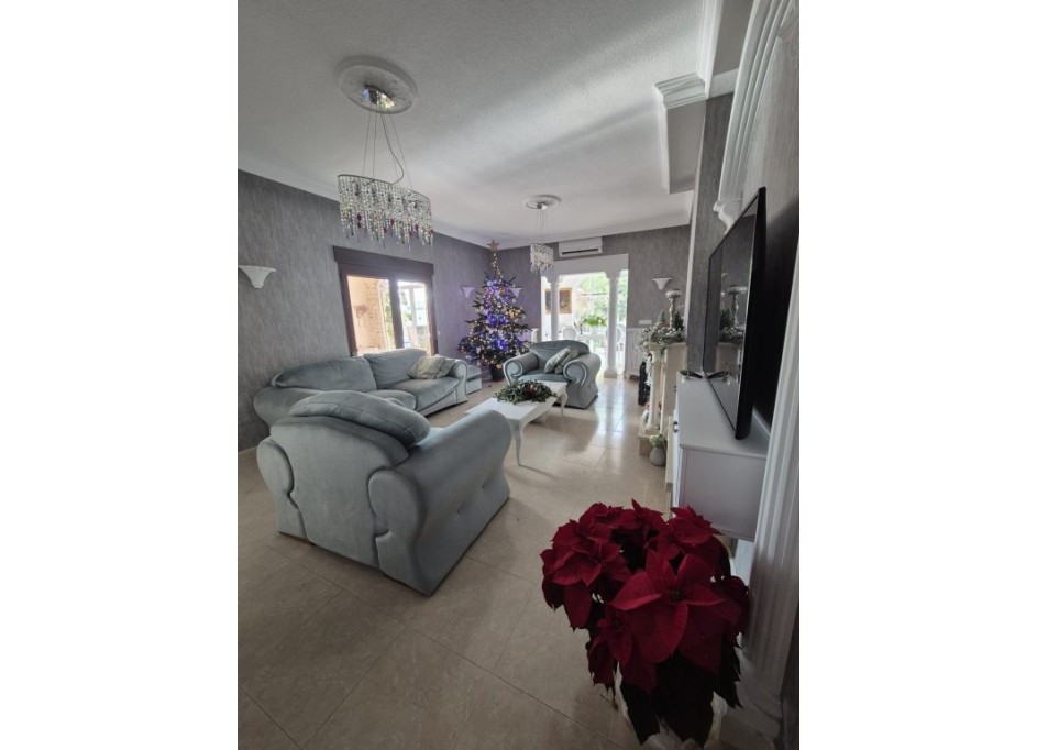 Återförsäljning - Finca lantlig egendom -
Daya Vieja