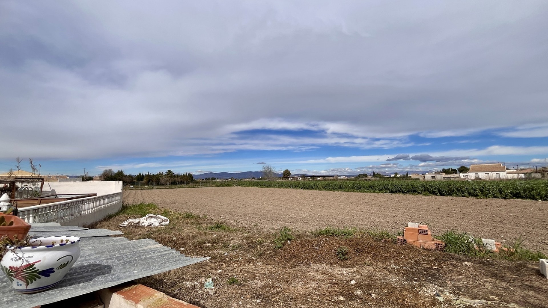 Återförsäljning - Finca lantlig egendom -
Dolores