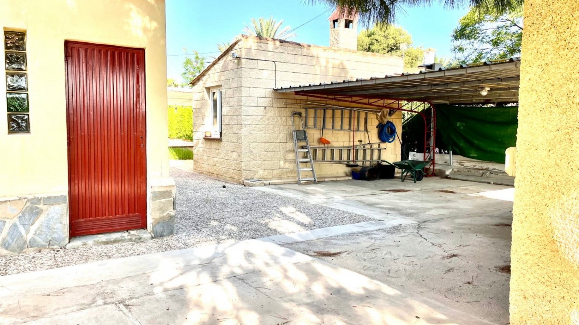 Återförsäljning - Finca lantlig egendom -
Elche