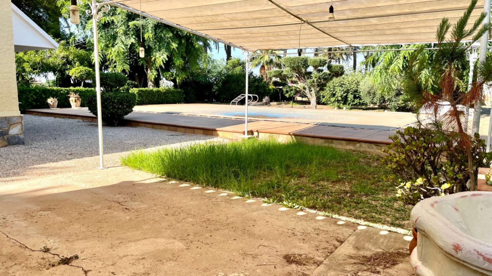 Återförsäljning - Finca lantlig egendom -
Elche