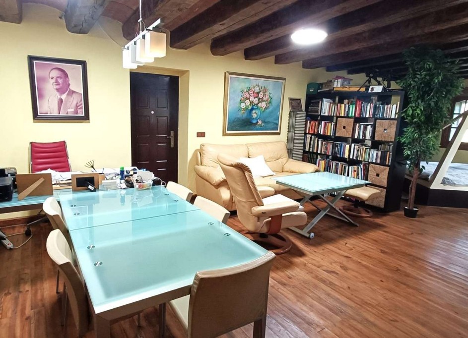 Återförsäljning - Finca lantlig egendom -
Gea y Truyols