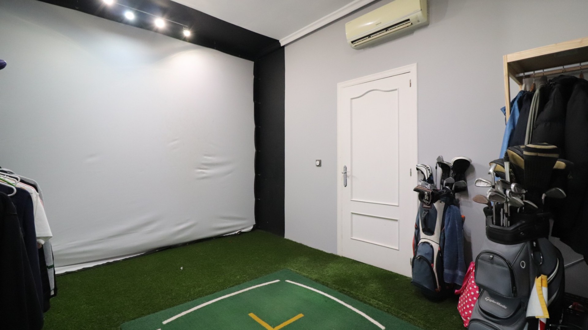 Återförsäljning - Finca lantlig egendom -
Heredades - Heredades - Country