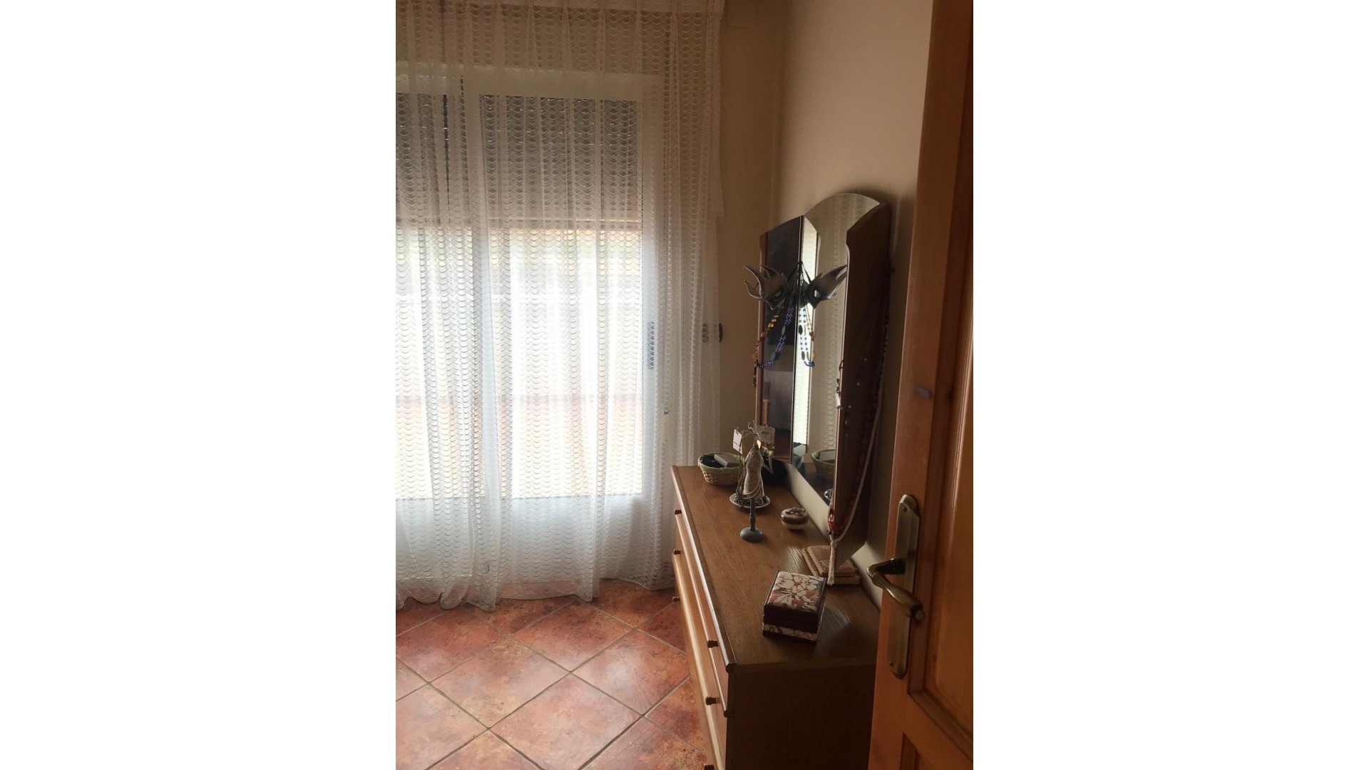 Återförsäljning - Finca lantlig egendom -
Hondón de las Nieves