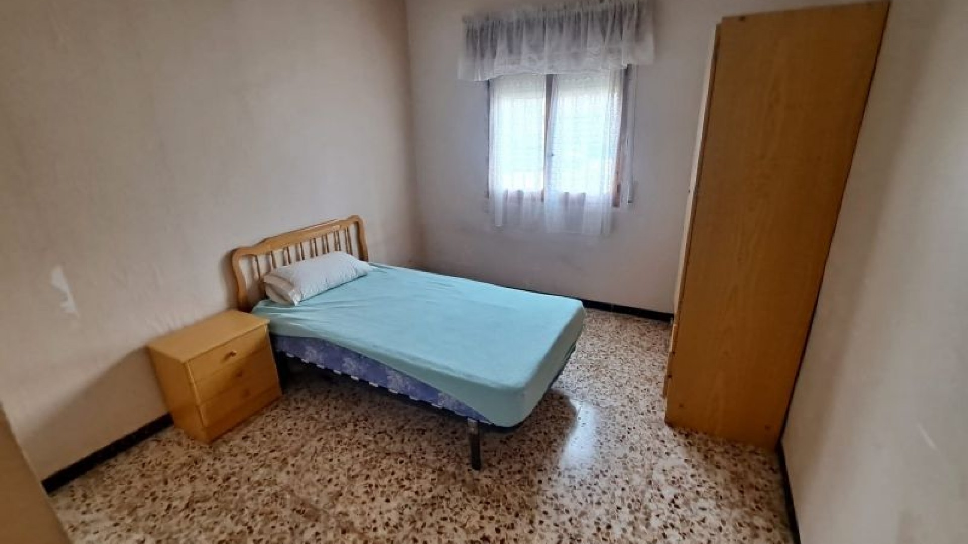 Återförsäljning - Finca lantlig egendom -
Hondón de las Nieves