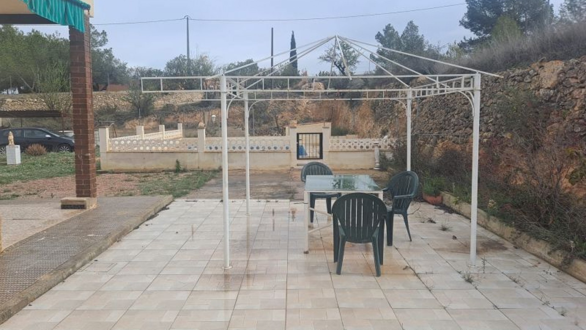 Återförsäljning - Finca lantlig egendom -
Hondón de las Nieves