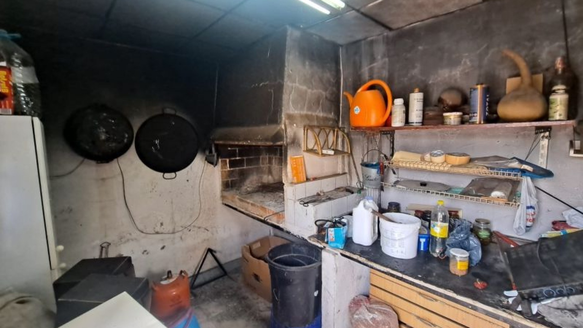 Återförsäljning - Finca lantlig egendom -
Hondón de las Nieves