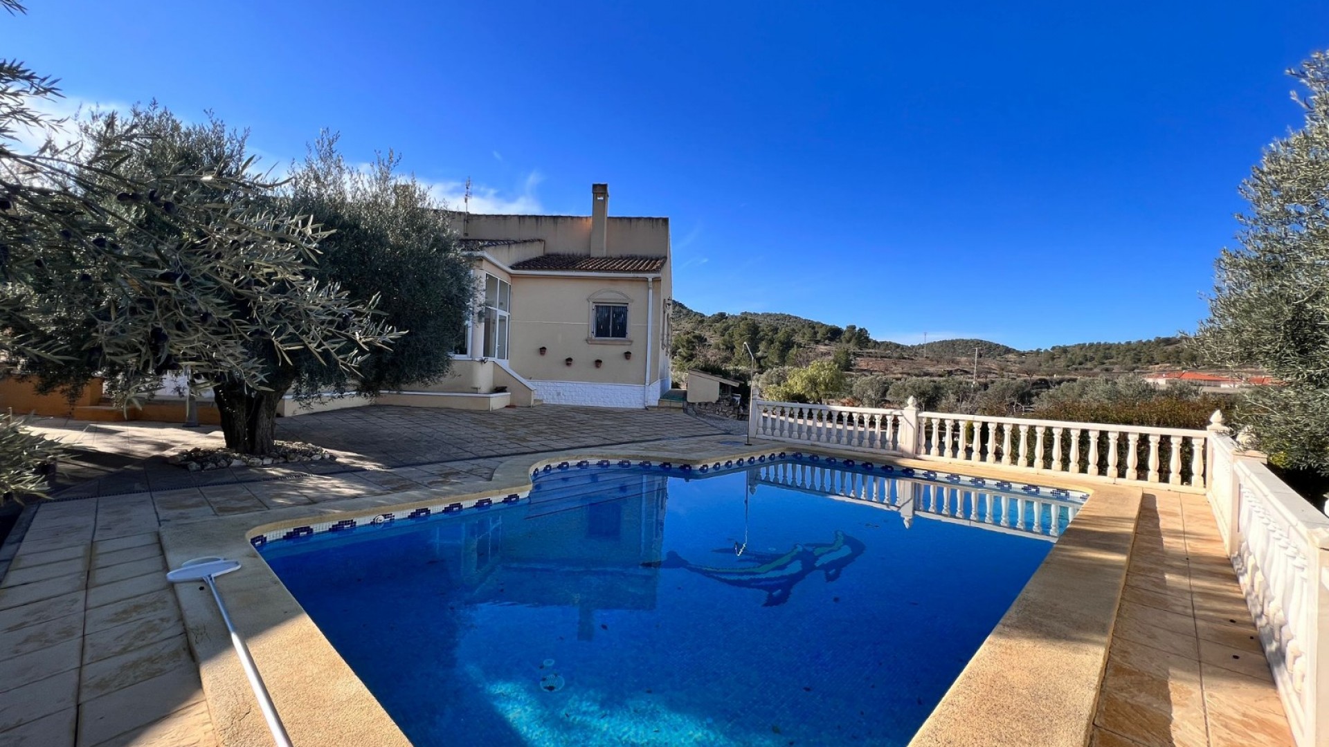 Återförsäljning - Finca lantlig egendom -
La Zarza