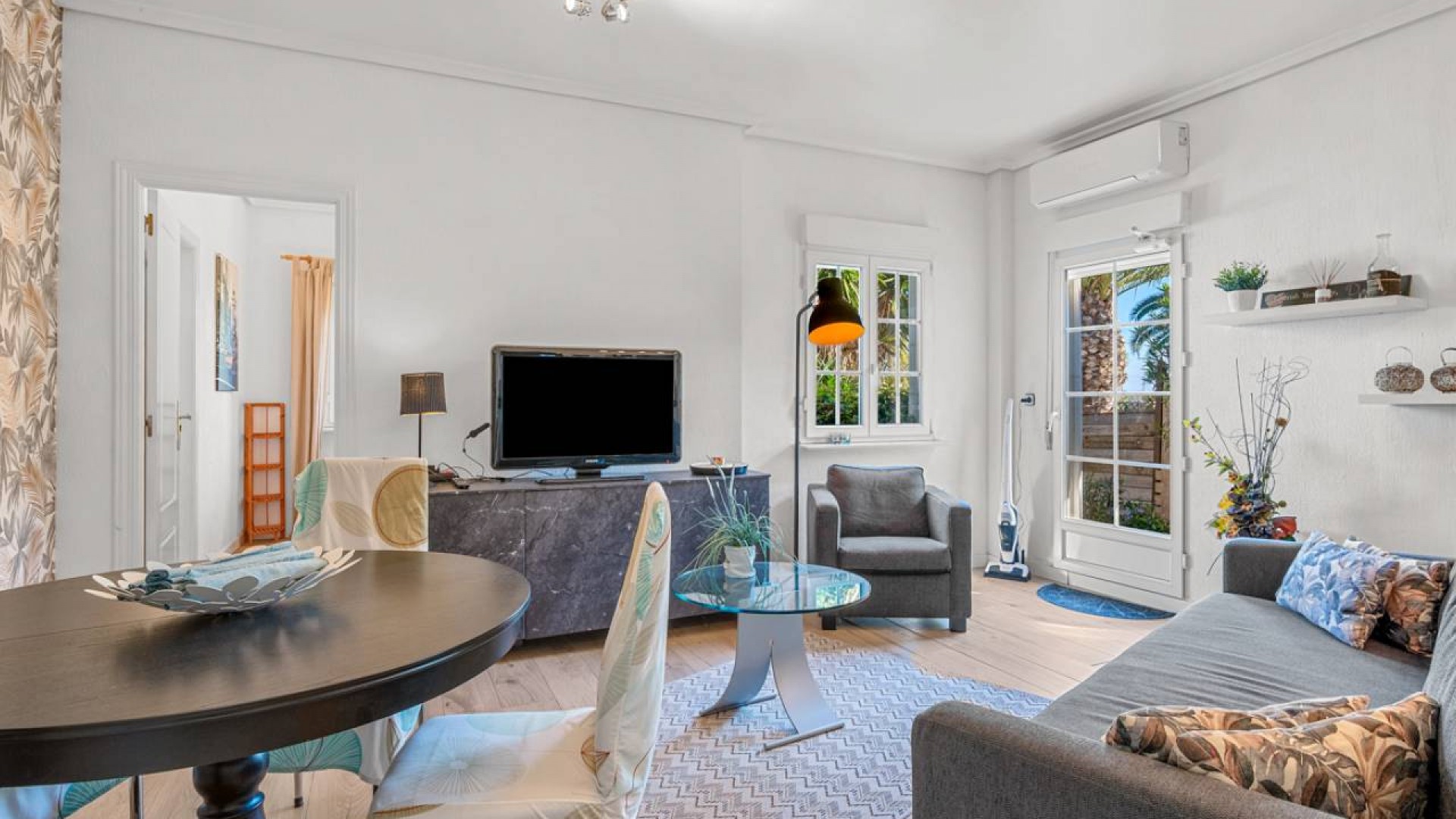 Återförsäljning - Finca lantlig egendom -
Los Montesinos