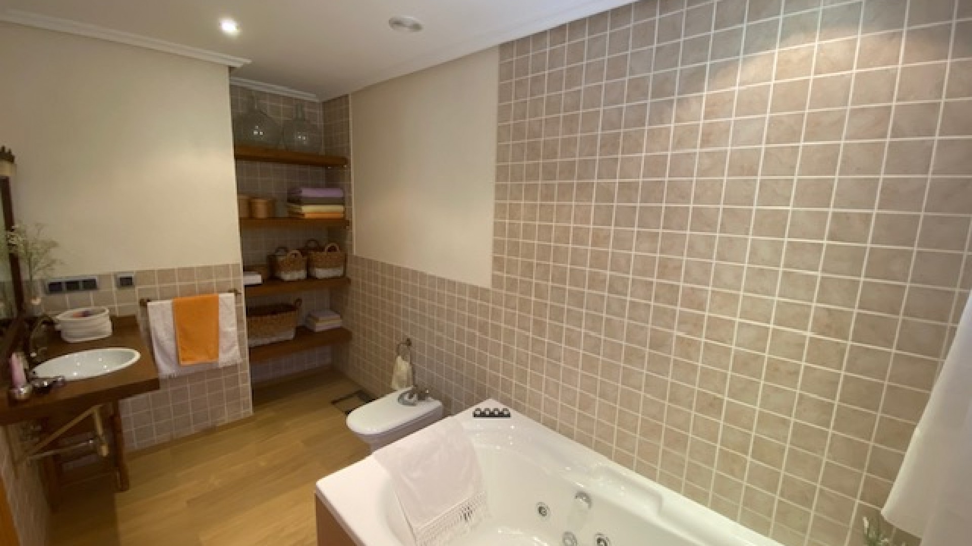 Återförsäljning - Finca lantlig egendom -
Murcia