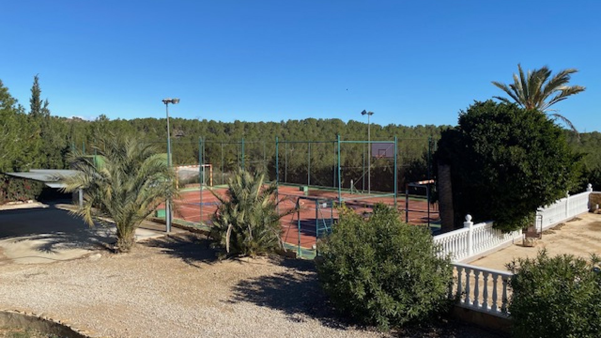 Återförsäljning - Finca lantlig egendom -
Murcia