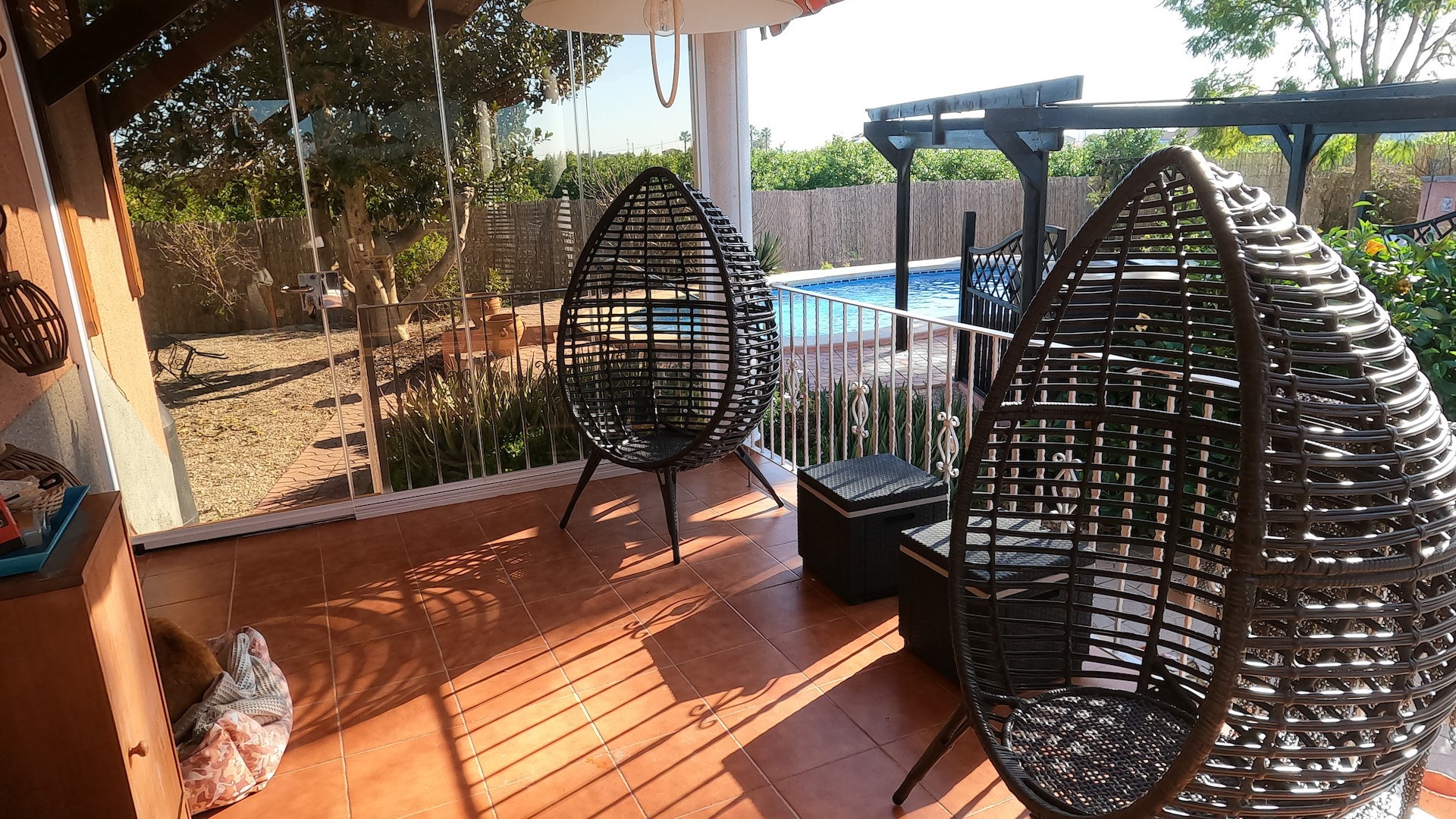 Återförsäljning - Finca lantlig egendom -
Orihuela