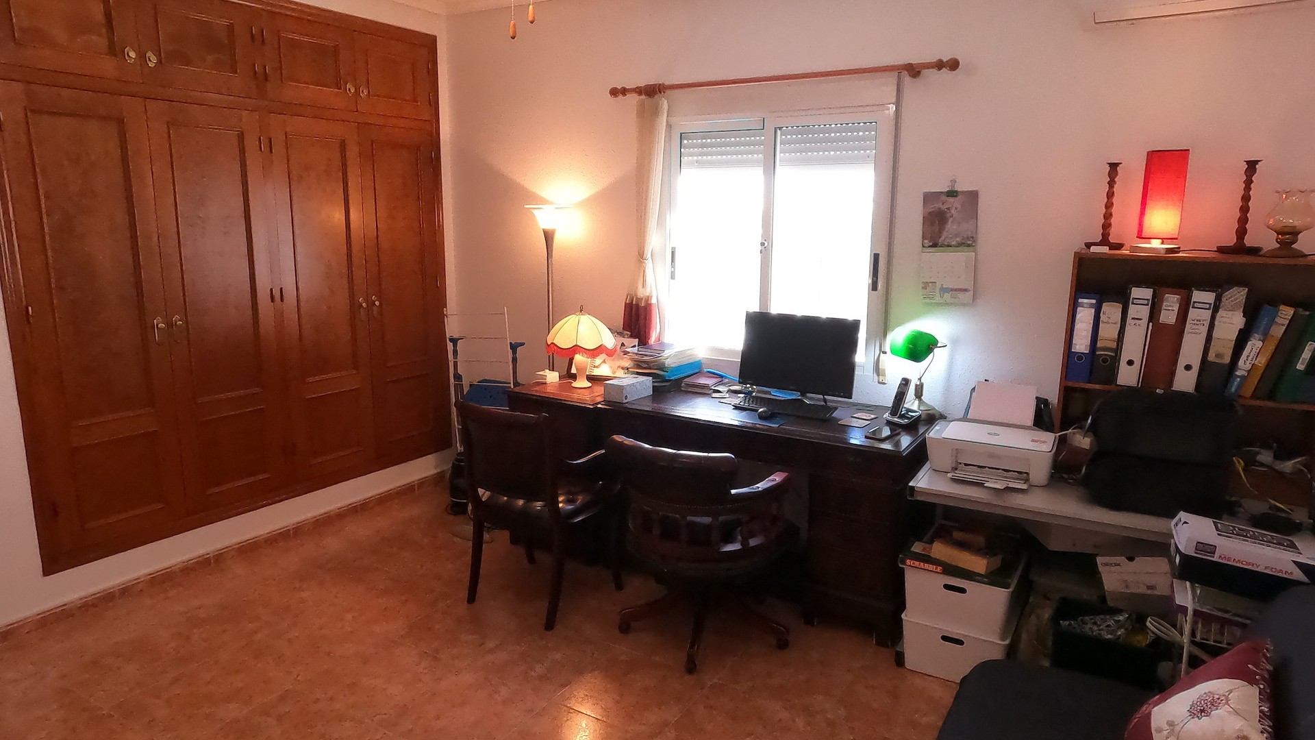 Återförsäljning - Finca lantlig egendom -
Orihuela