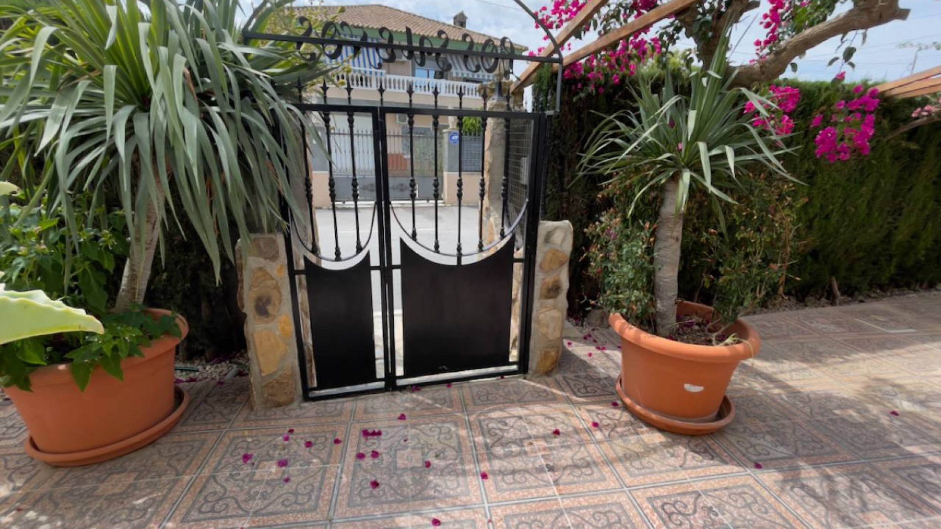 Återförsäljning - Finca lantlig egendom -
Orihuela