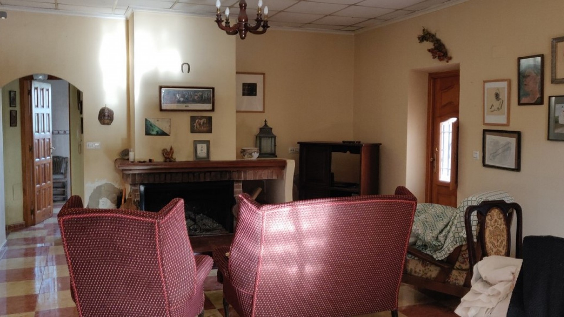 Återförsäljning - Finca lantlig egendom -
Orihuela