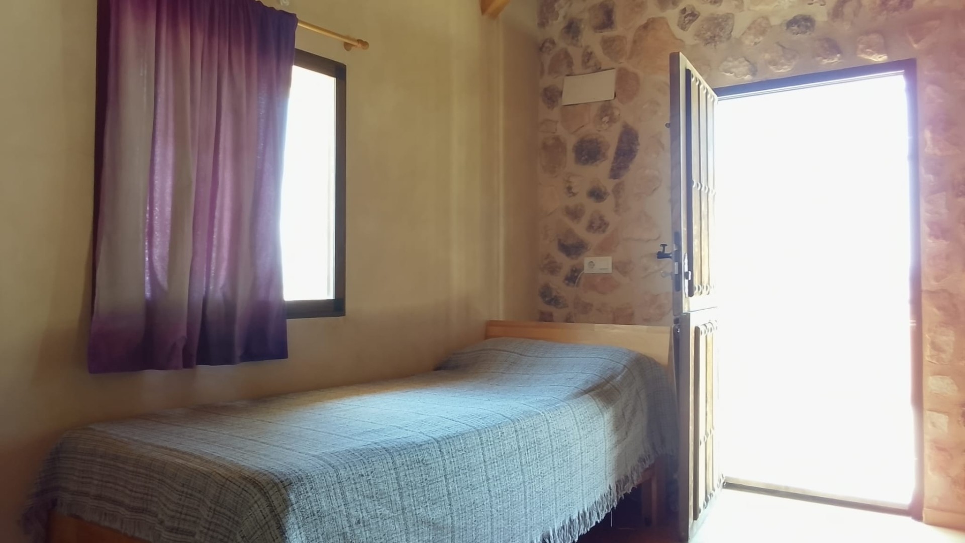 Återförsäljning - Finca lantlig egendom -
Pinoso - Pinoso Alicante