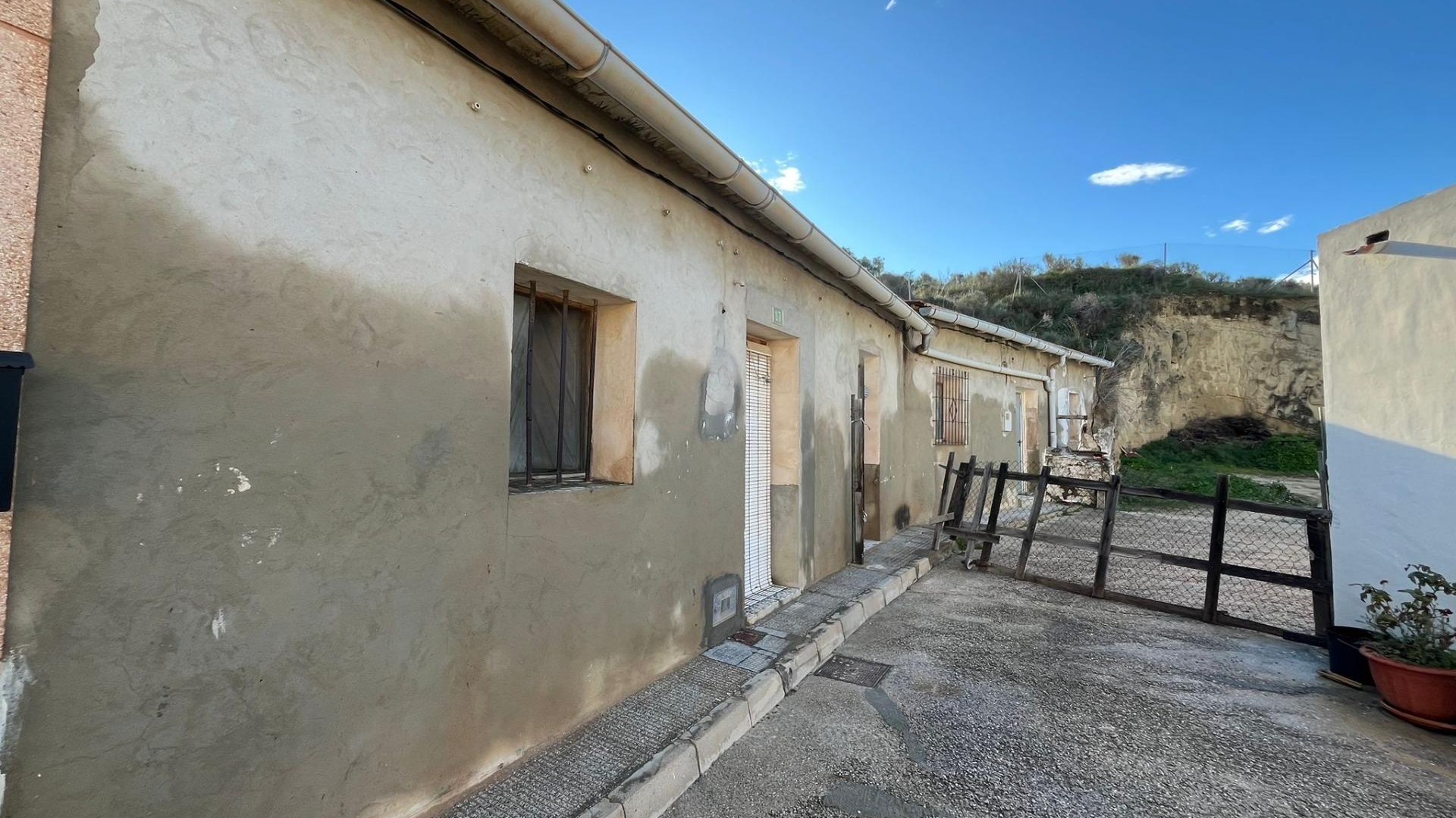 Återförsäljning - Finca lantlig egendom -
Rojales - Centro