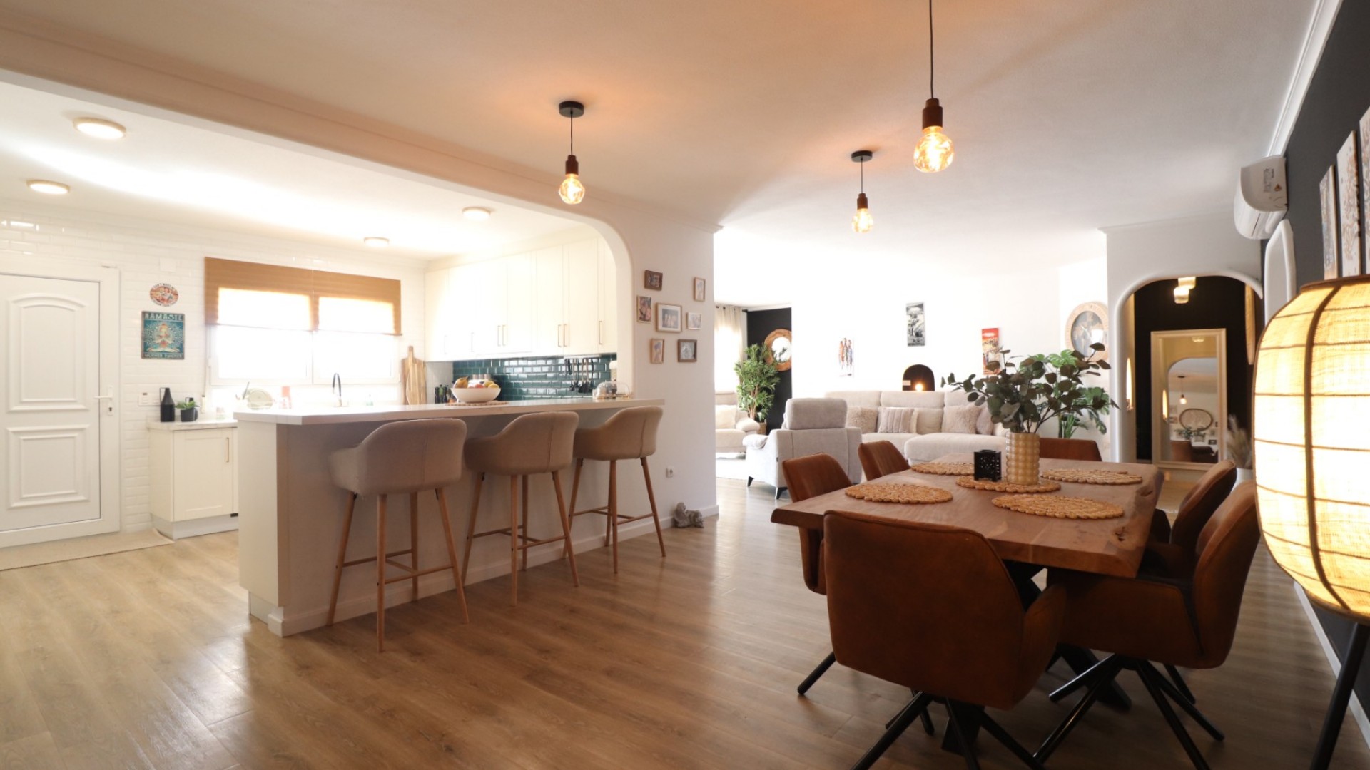 Återförsäljning - Finca lantlig egendom -
Rojales - Rojales - Country