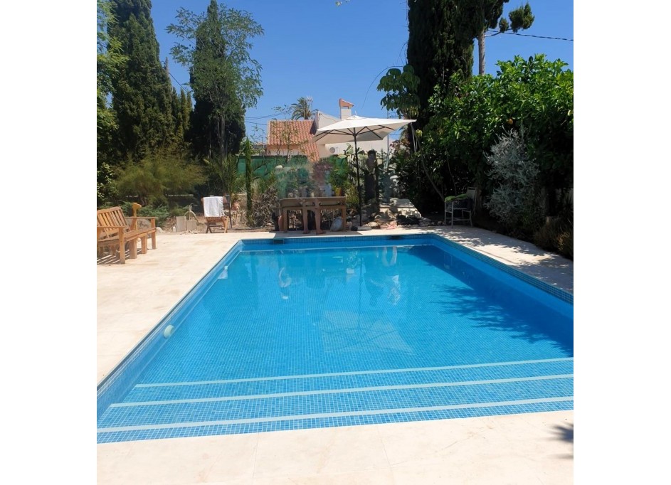 Återförsäljning - Finca lantlig egendom -
San Juan de Alicante - SAN JUAN