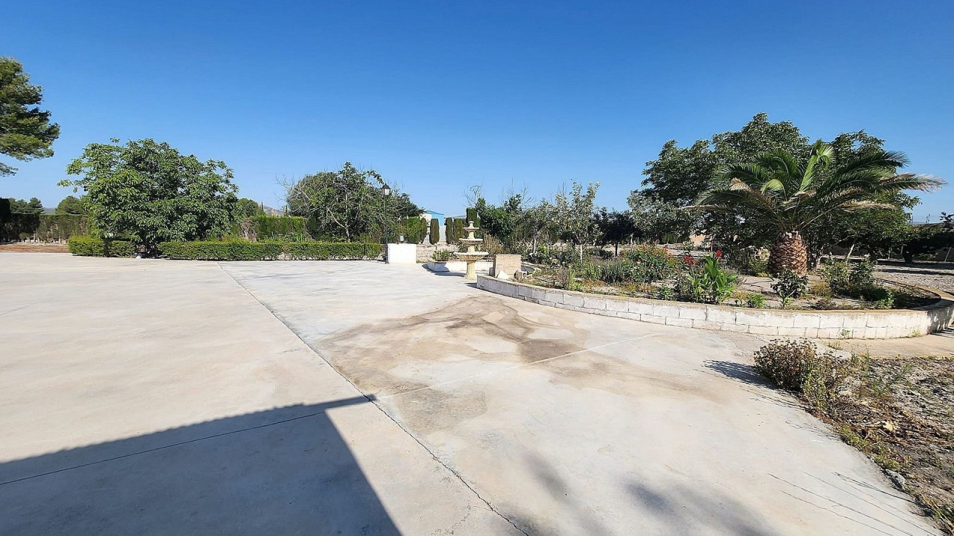 Återförsäljning - Finca lantlig egendom -
Villena