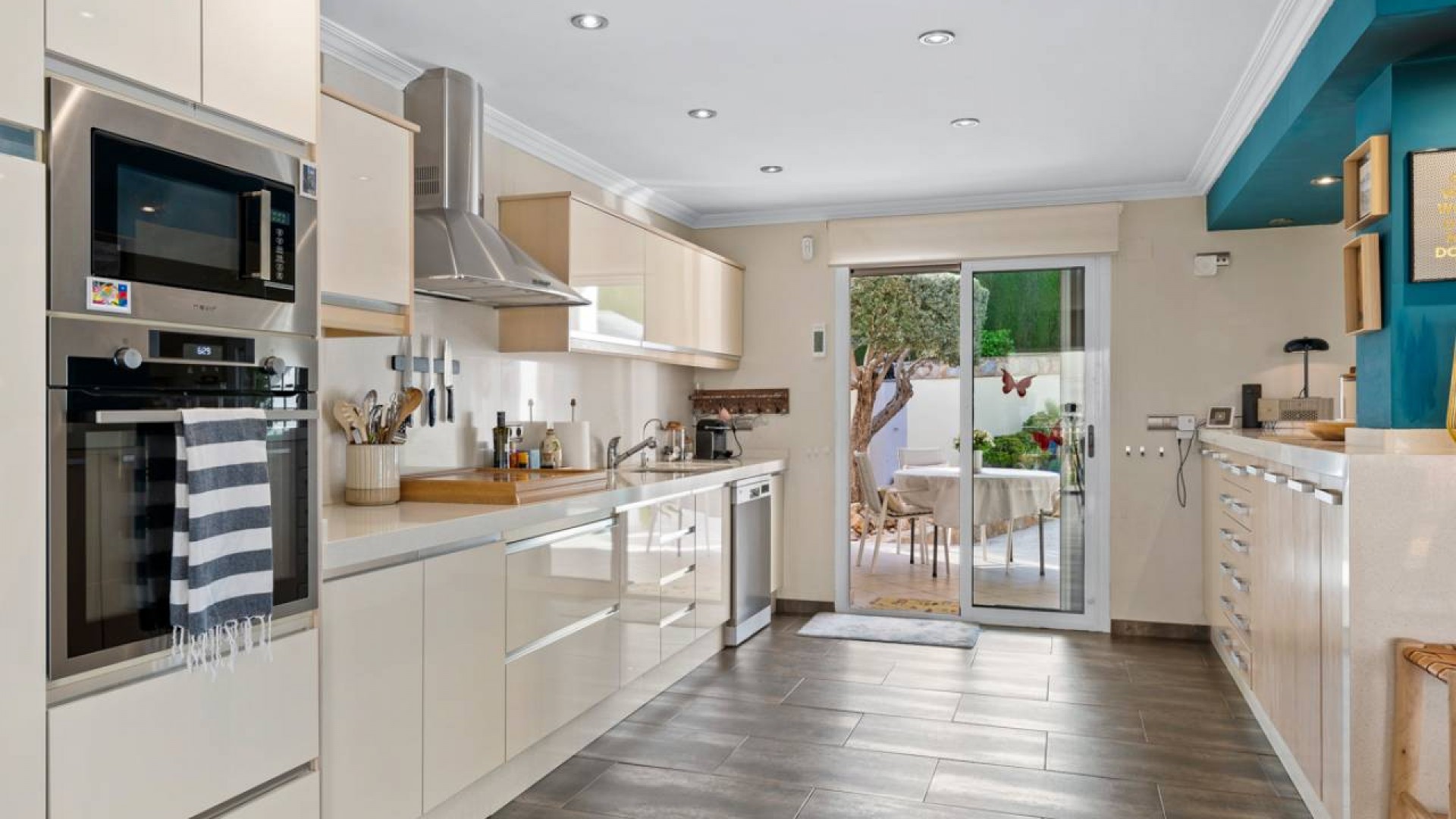 Återförsäljning - Fristående villa -
Algorfa - Castillo de montemar