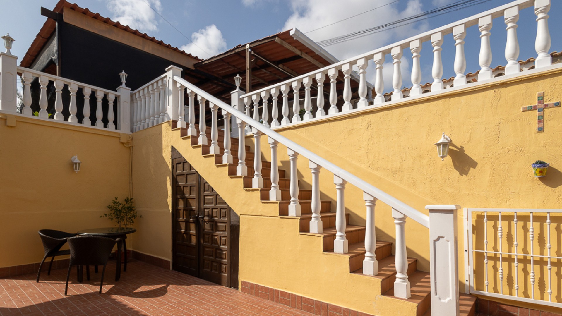 Återförsäljning - Fristående villa -
Algorfa