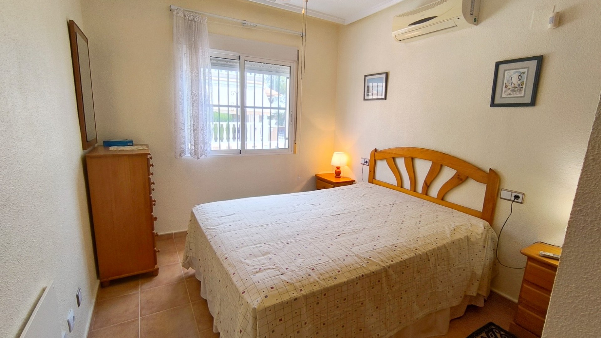 Återförsäljning - Fristående villa -
Algorfa