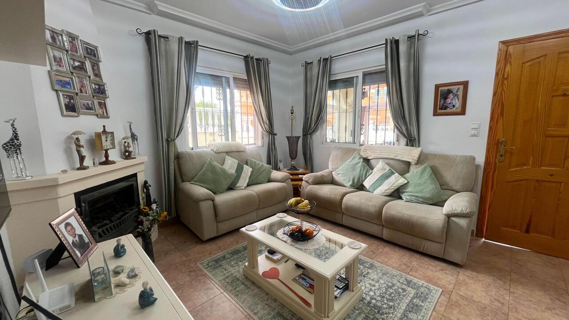 Återförsäljning - Fristående villa -
Algorfa