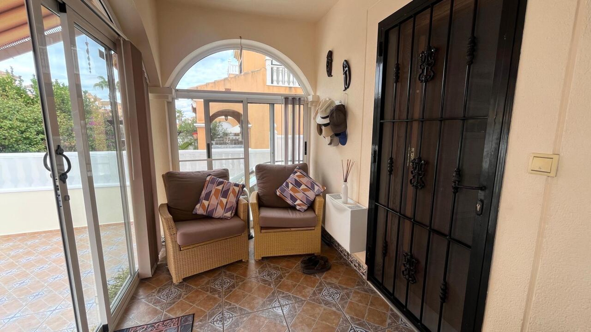 Återförsäljning - Fristående villa -
Algorfa