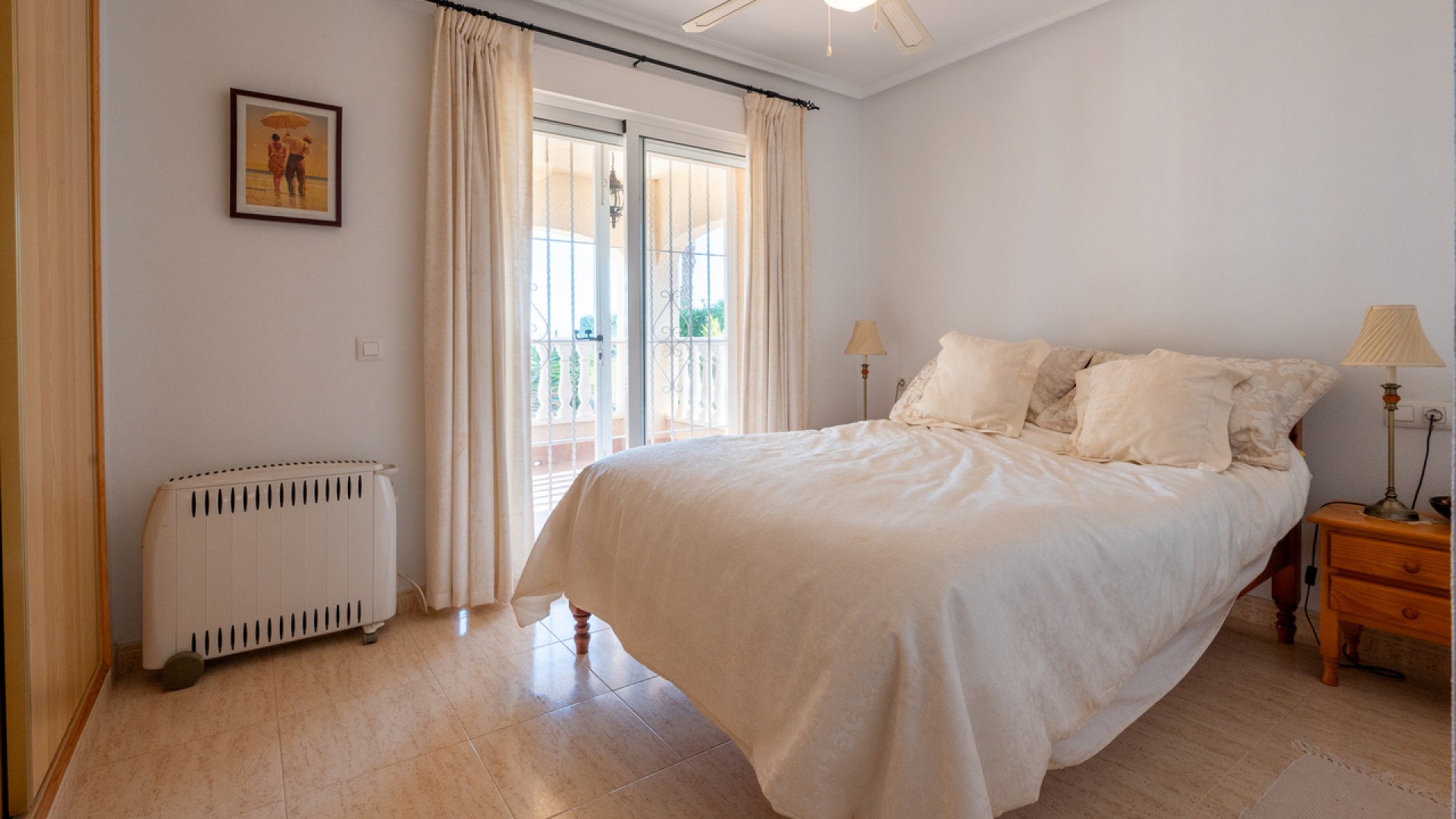 Återförsäljning - Fristående villa -
Algorfa