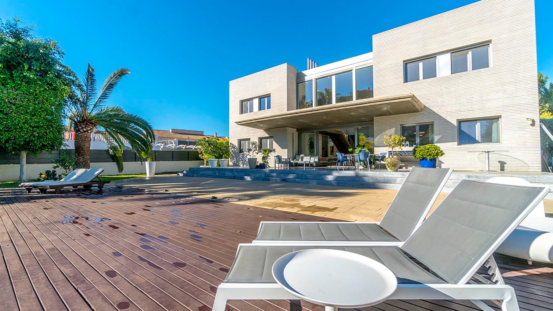 Återförsäljning - Fristående villa -
Alicante - Campoamor