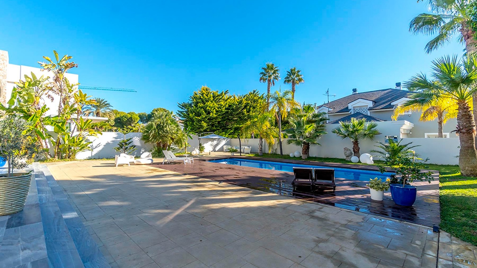 Återförsäljning - Fristående villa -
Alicante - Campoamor