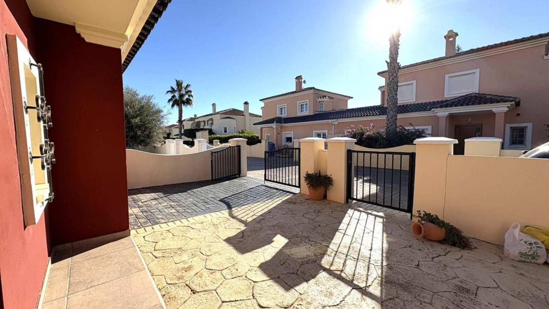 Återförsäljning - Fristående villa -
Altaona Golf and Country Village