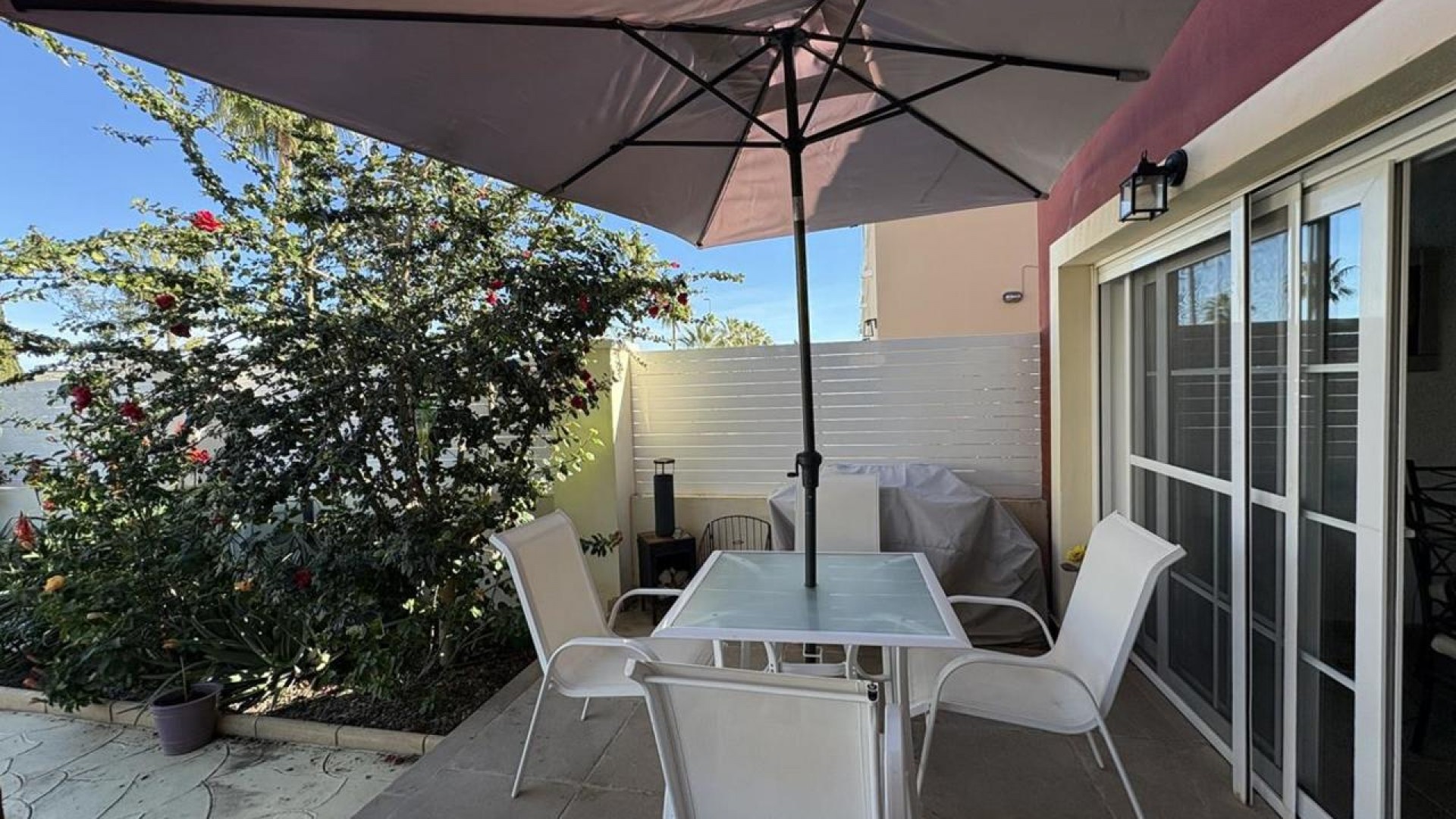 Återförsäljning - Fristående villa -
Altaona Golf and Country Village