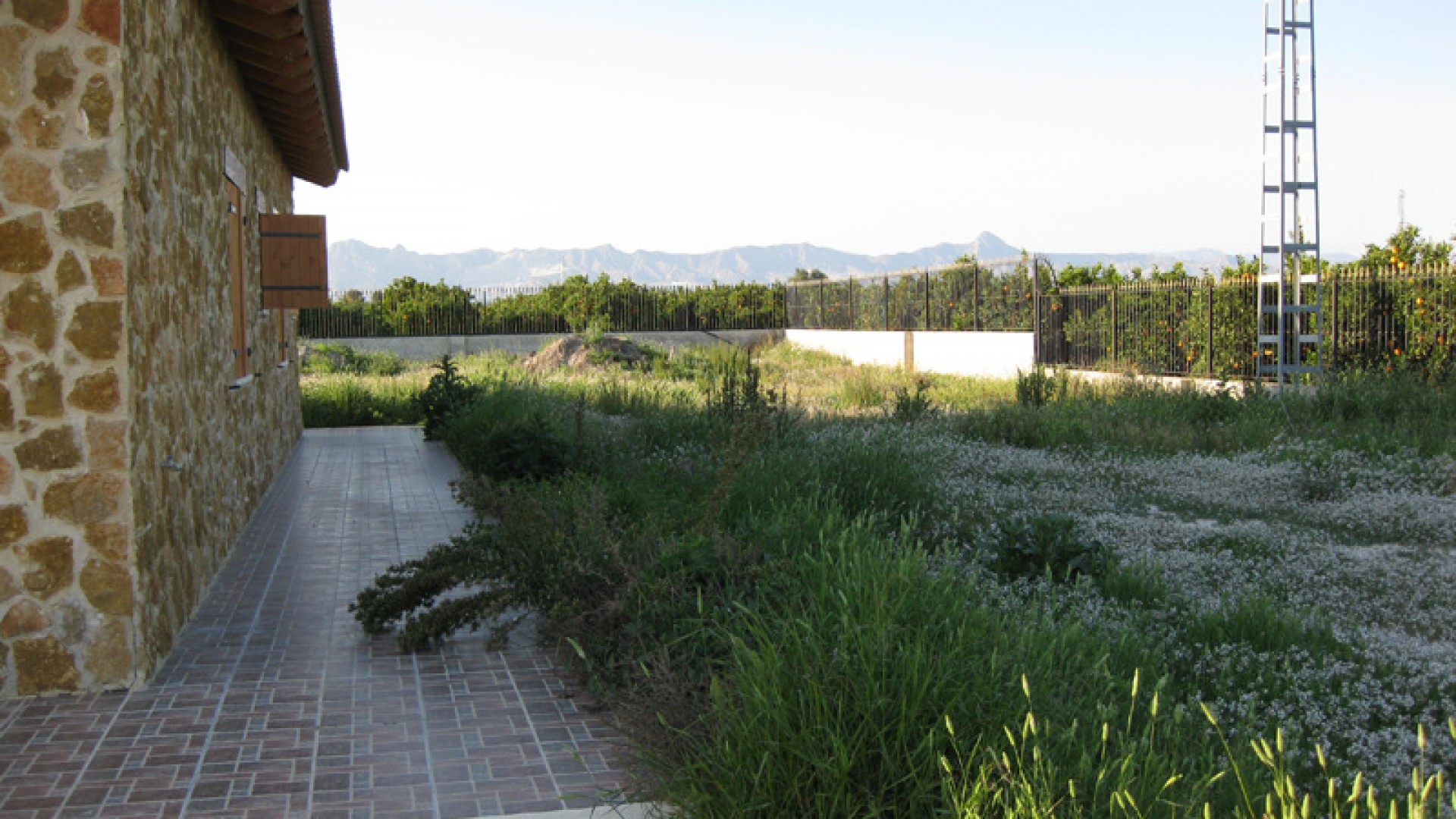 Återförsäljning - Fristående villa -
Benferri