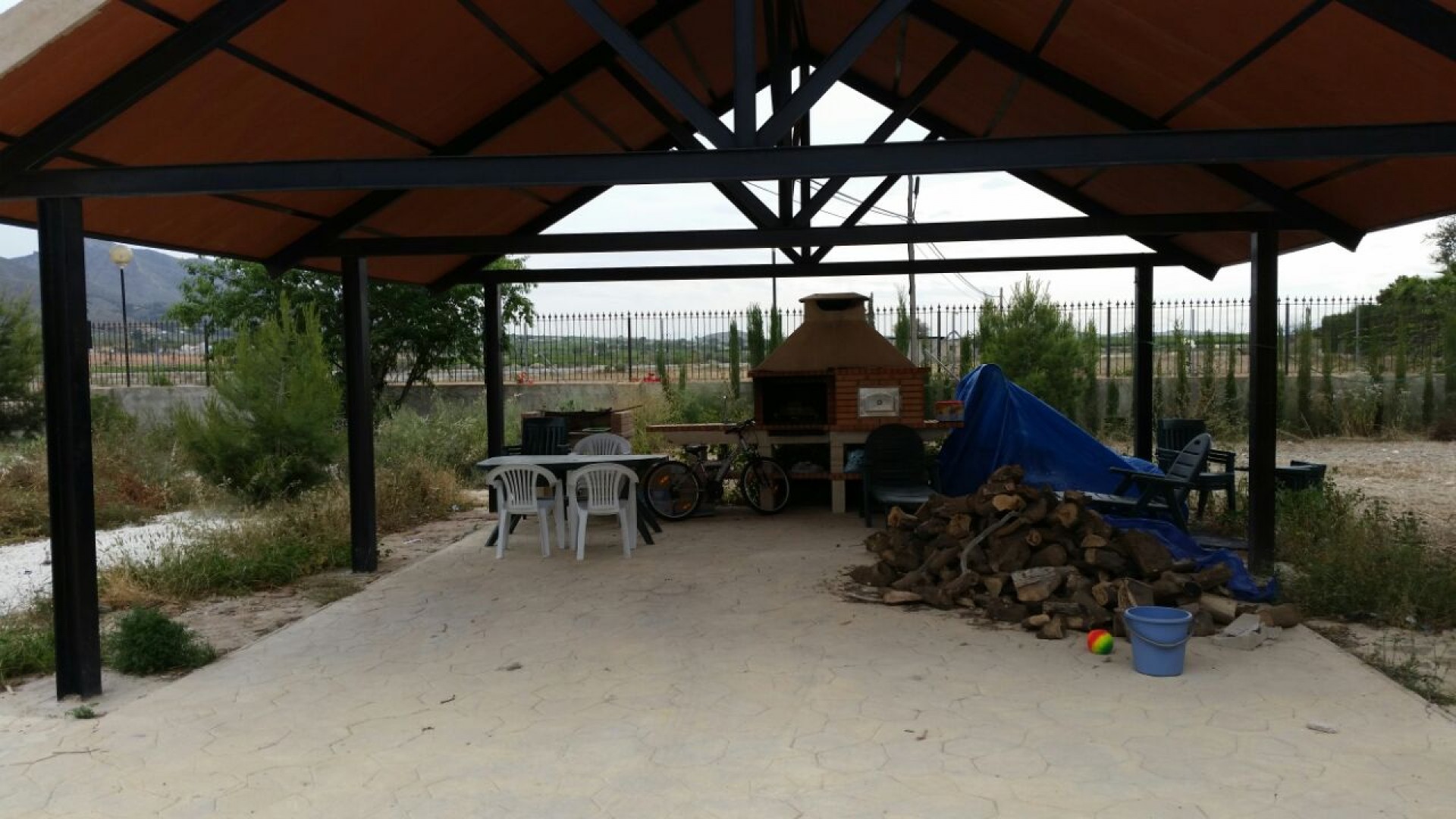 Återförsäljning - Fristående villa -
Benferri