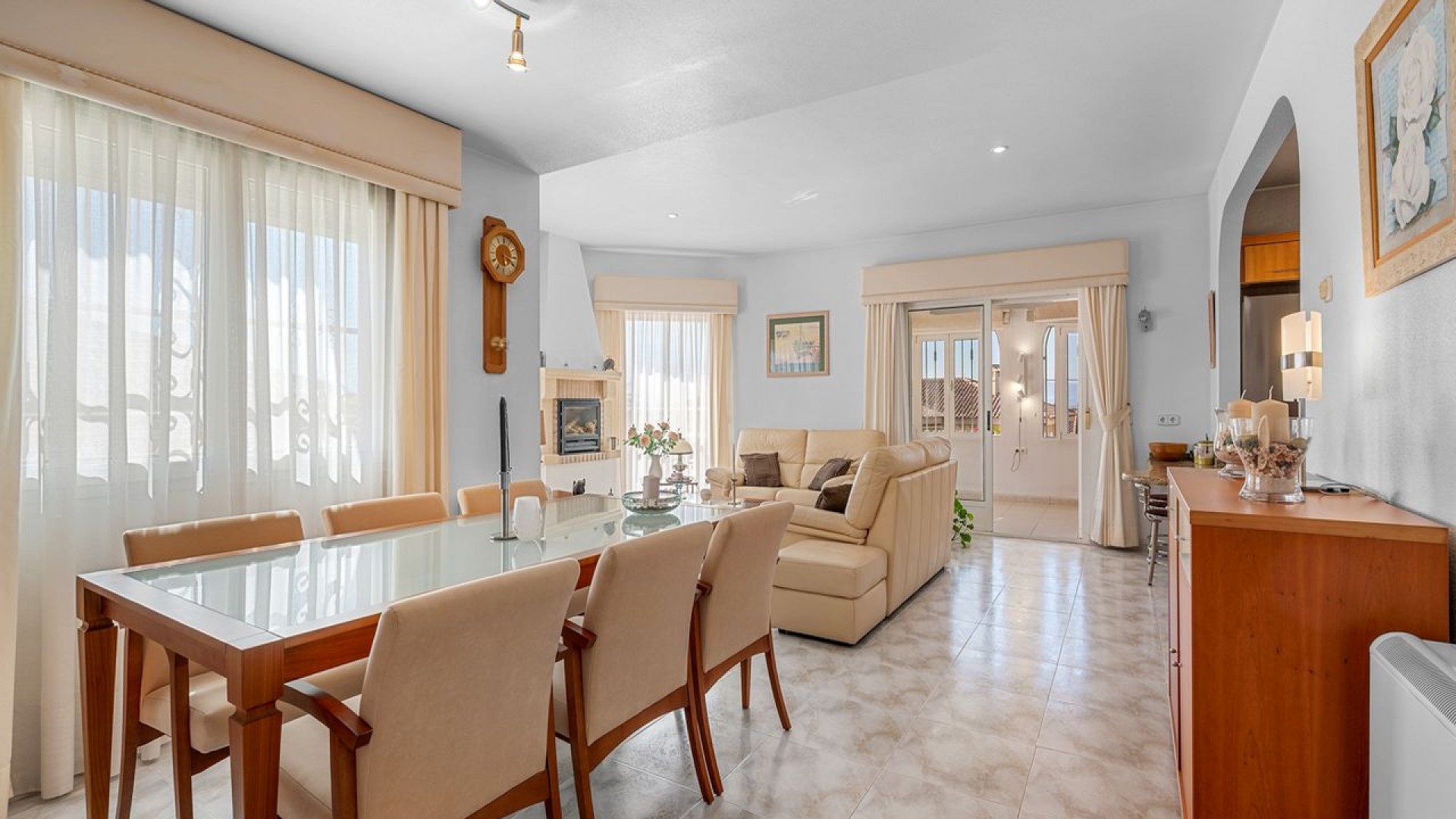 Återförsäljning - Fristående villa -
Benijofar - Benimar 1