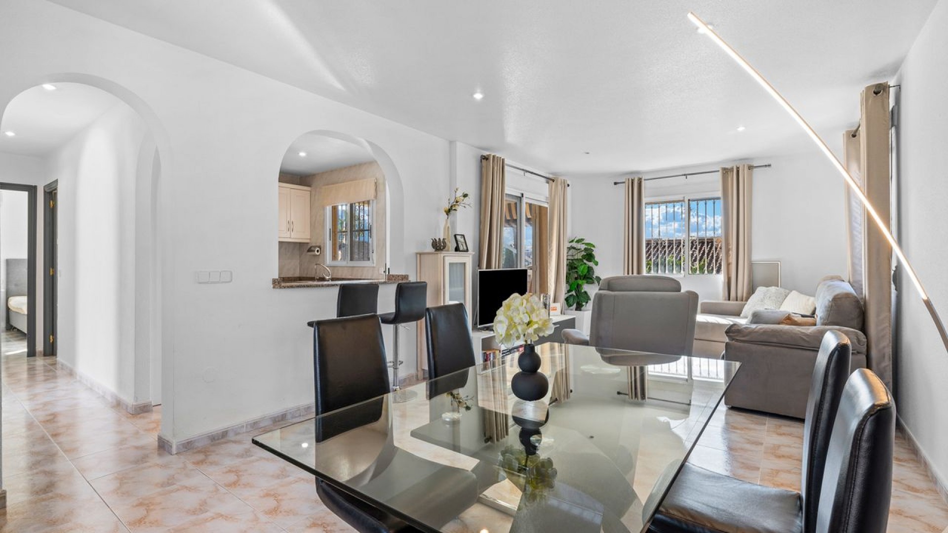 Återförsäljning - Fristående villa -
Benijofar - Benimar 1