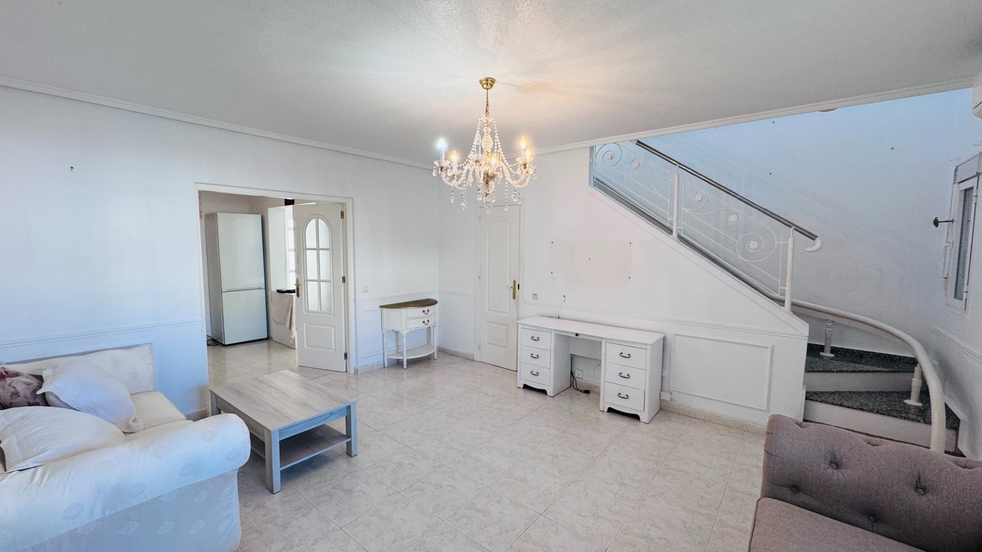 Återförsäljning - Fristående villa -
Benijofar