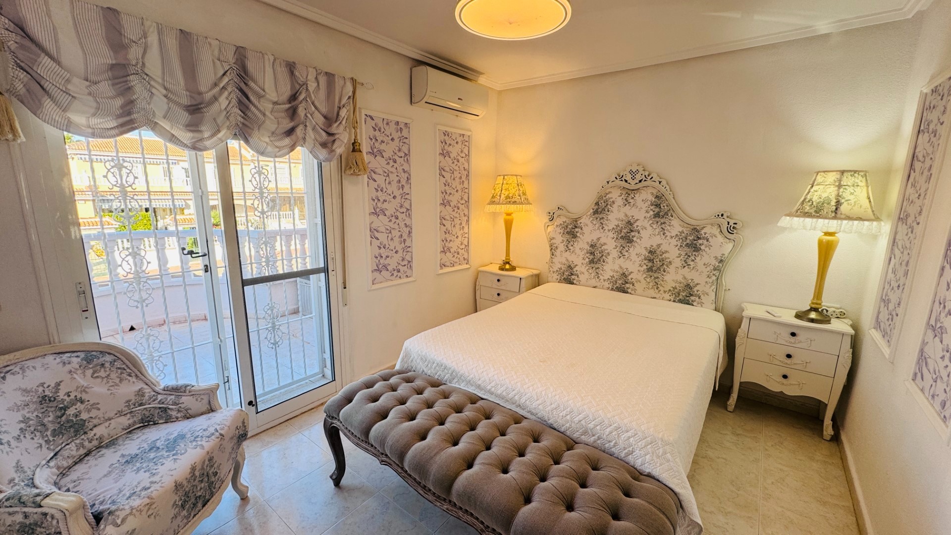 Återförsäljning - Fristående villa -
Benijofar