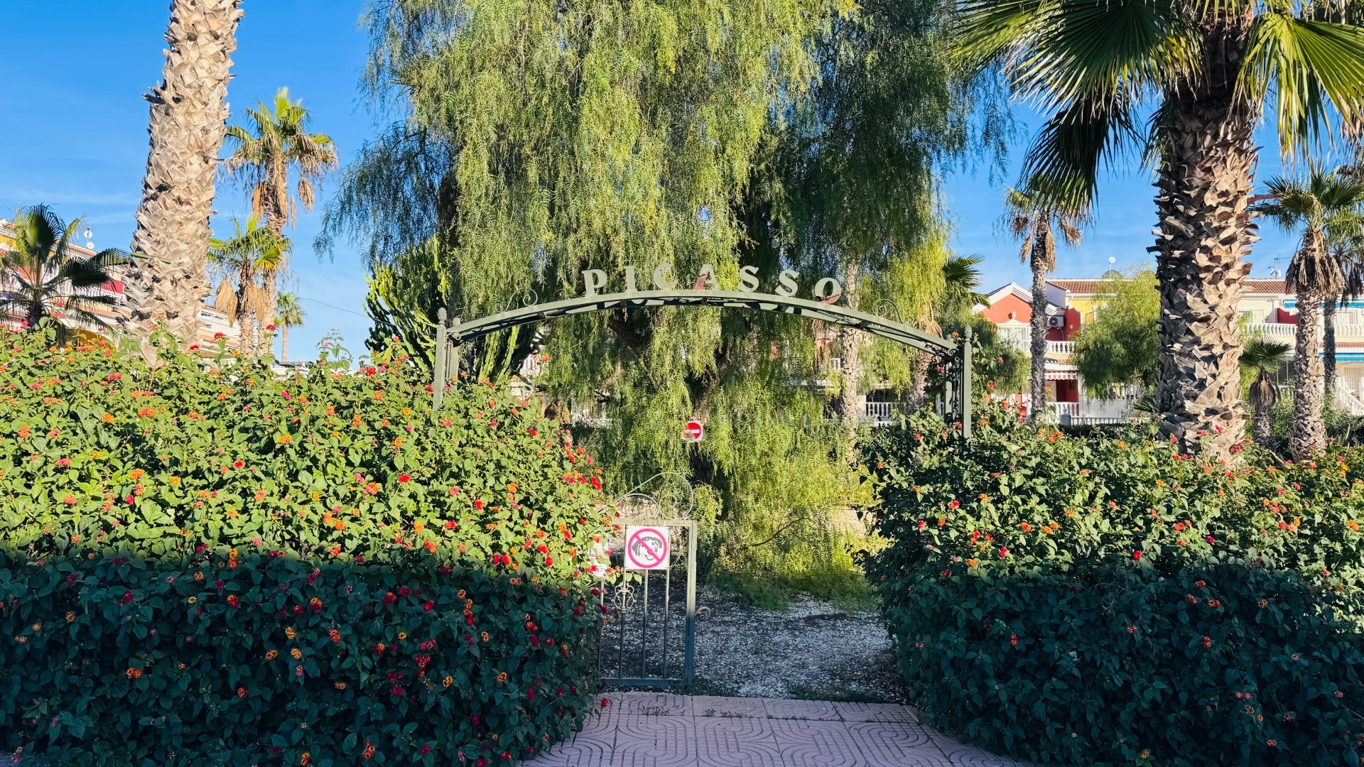 Återförsäljning - Fristående villa -
Benijofar