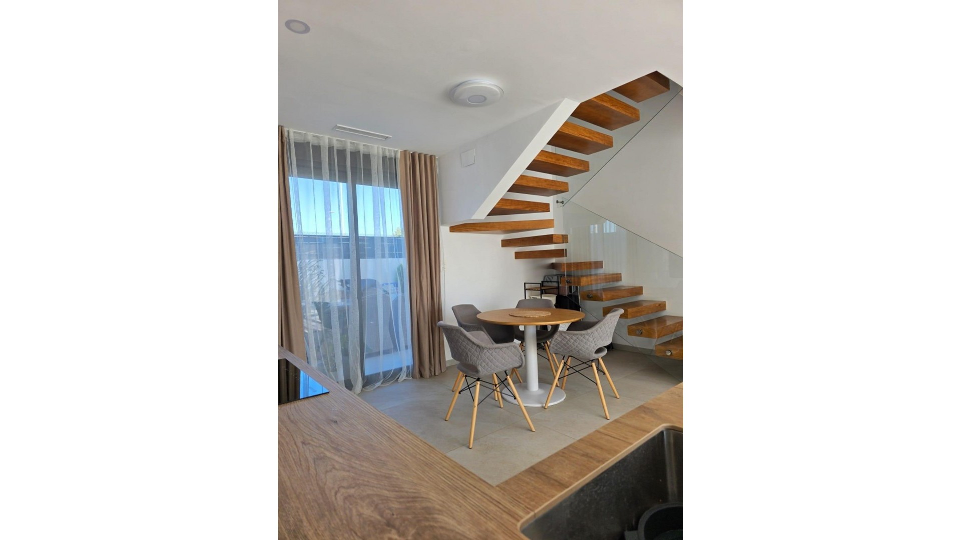 Återförsäljning - Fristående villa -
Benijofar