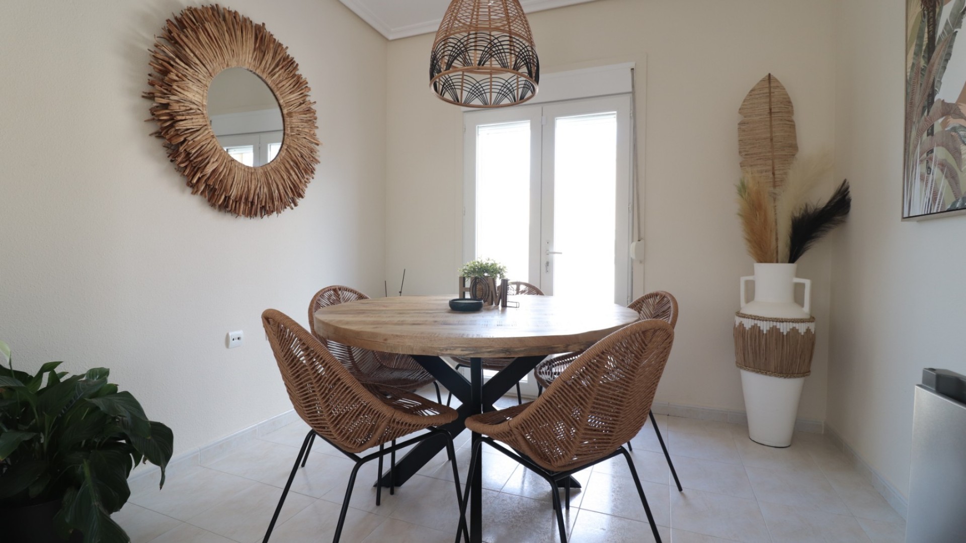 Återförsäljning - Fristående villa -
Benimar - Benimar II