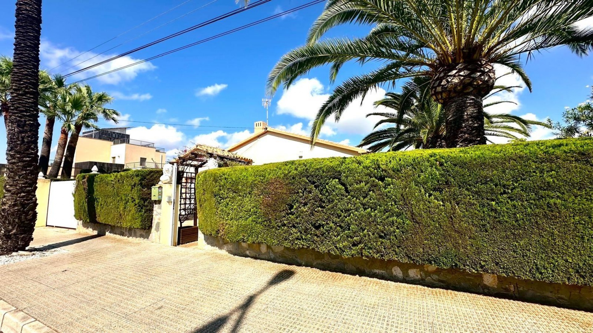 Återförsäljning - Fristående villa -
Cabo Roig - Costa blanca