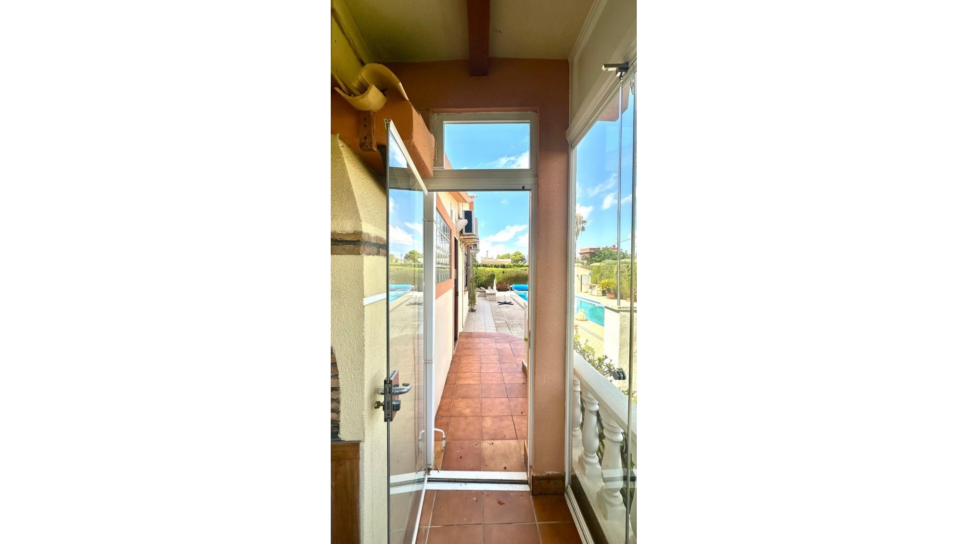 Återförsäljning - Fristående villa -
Cabo Roig - Costa blanca