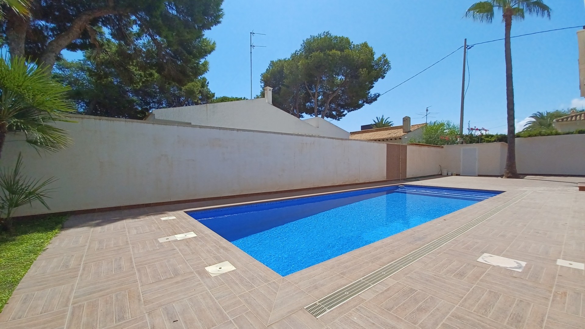 Återförsäljning - Fristående villa -
Cabo Roig