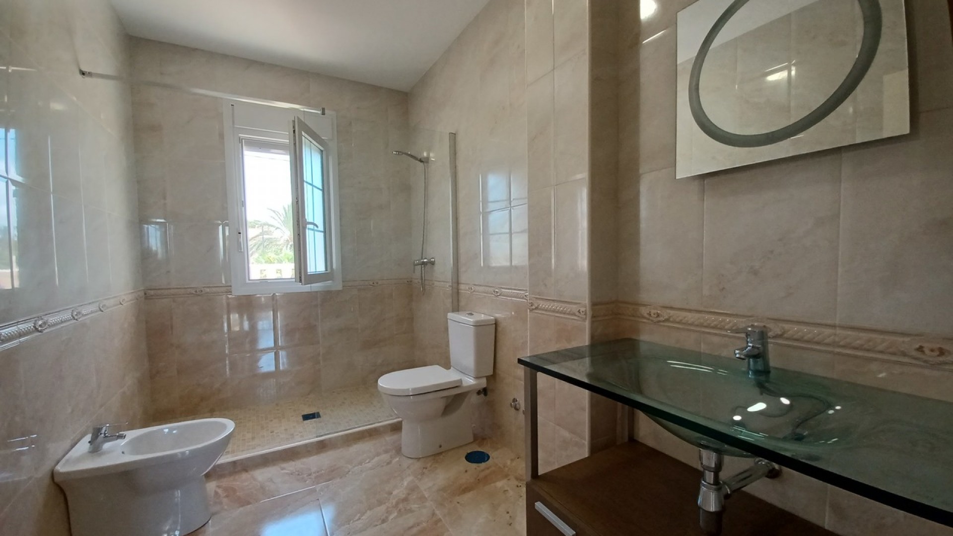 Återförsäljning - Fristående villa -
Cabo Roig