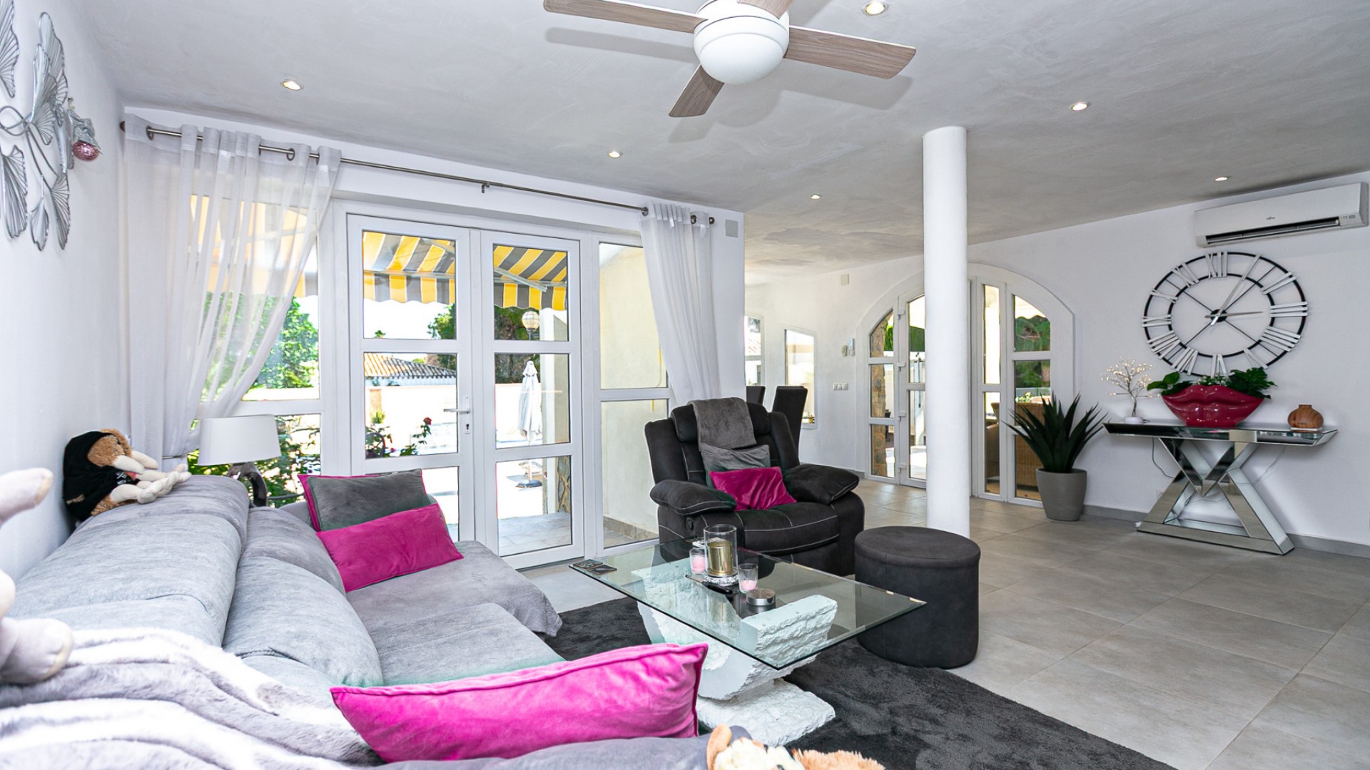 Återförsäljning - Fristående villa -
Campoamor - Lomas de Don Juan